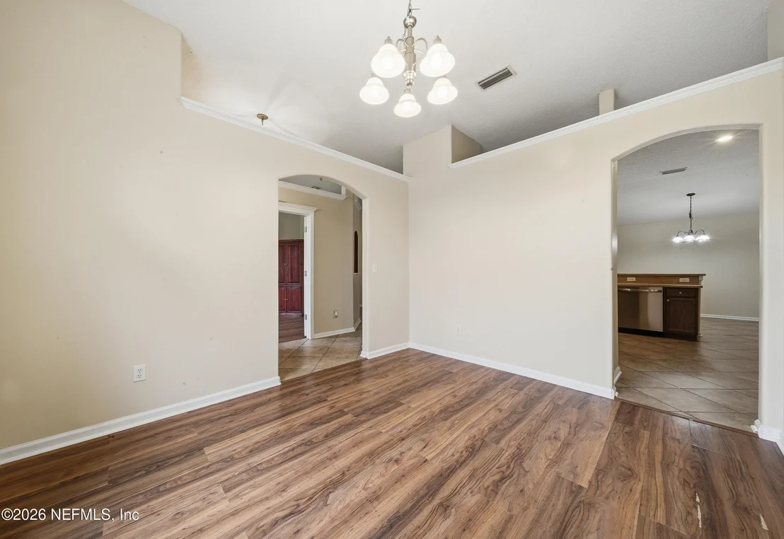 Photo of 4032 EDGELAND Trail
