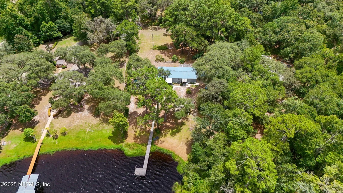 Photo of 101 PINE TREE Lane