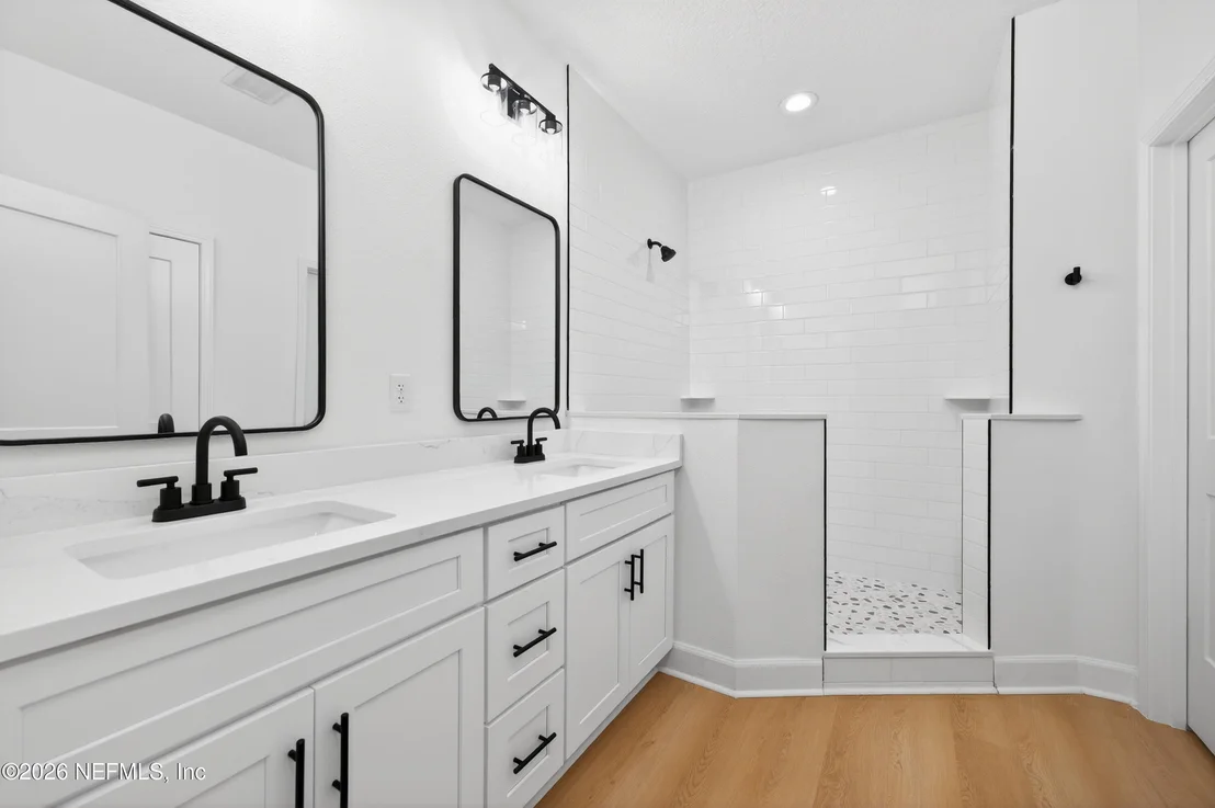 Photo of 183 CRESTVIEW Drive