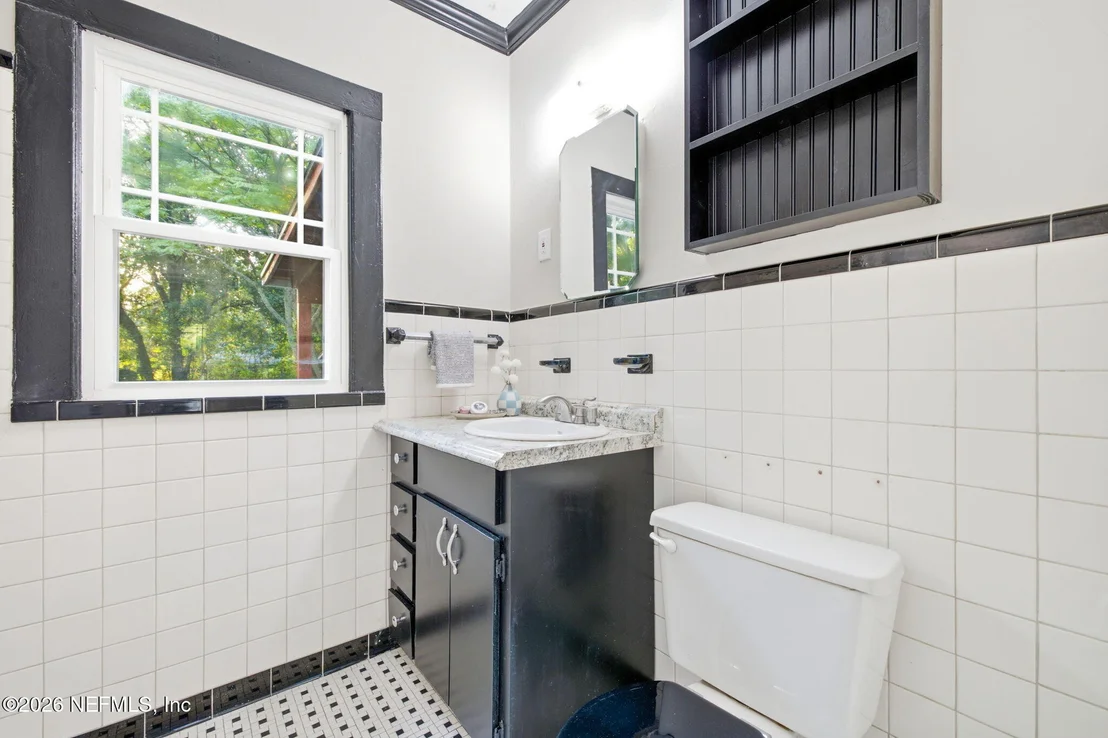 Photo of 1335 MURRAY Drive