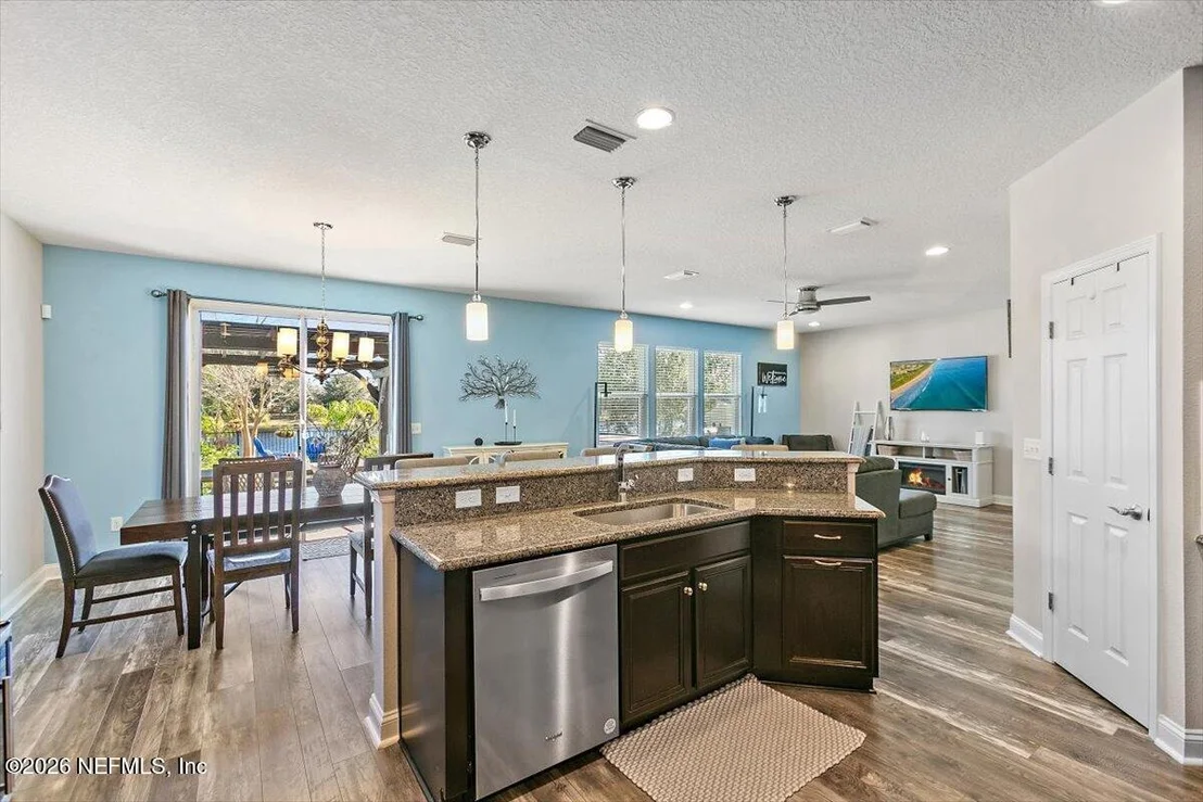 Photo of 16001 HUTTON Lane
