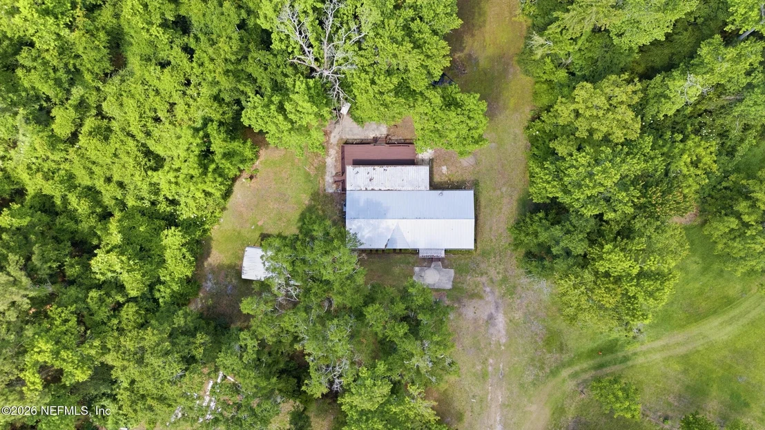 Photo of 138 THOMAS Avenue