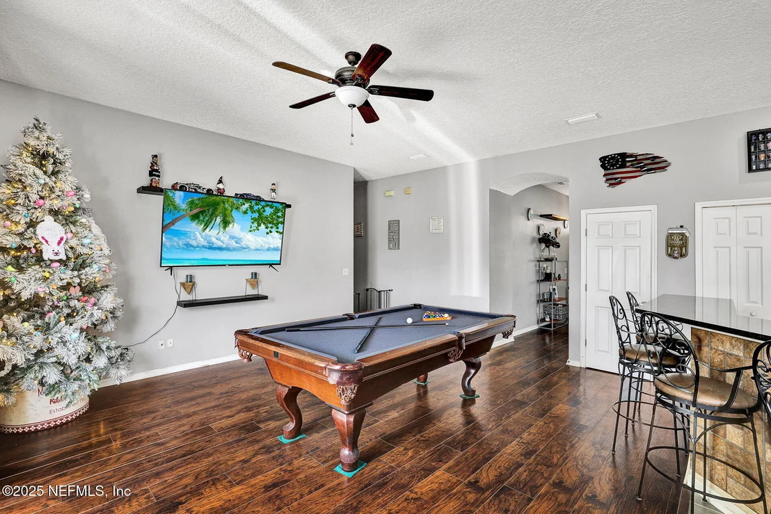 Photo of 1709 WINDOVER Place