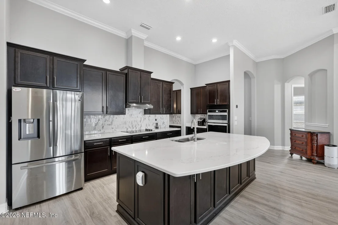 Photo of 10111 COUNTY ROAD 13 N
