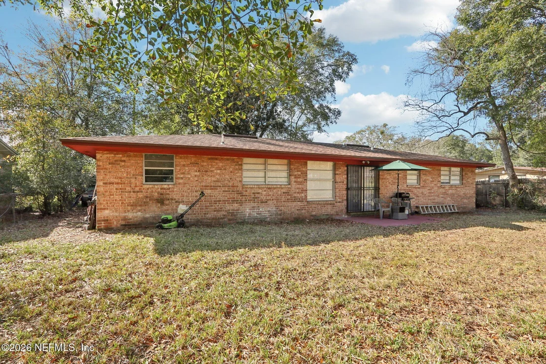 Photo of 5127 SECURITY Lane