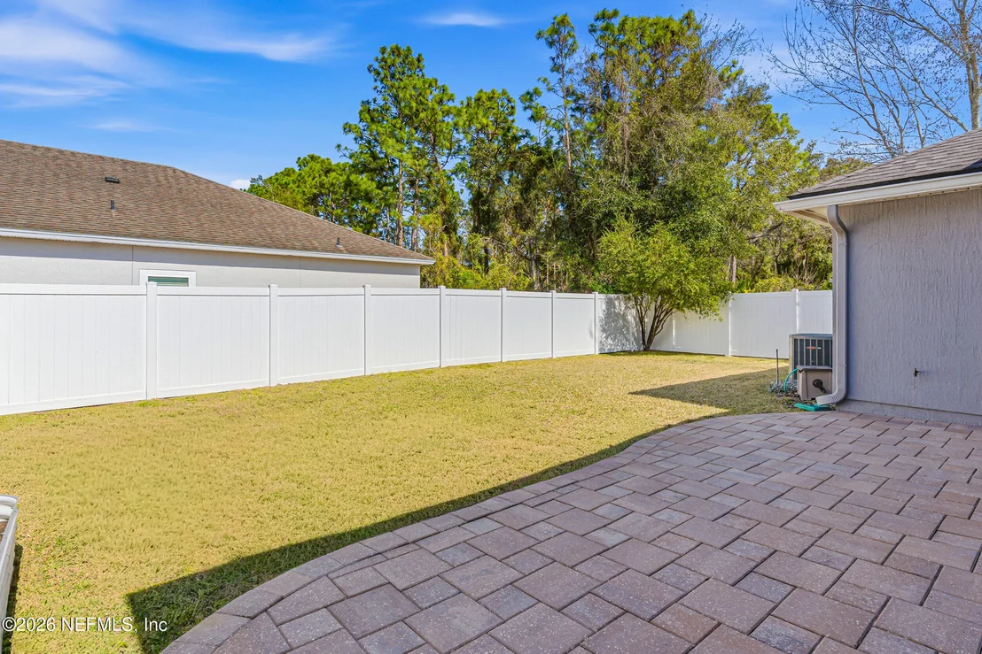 Photo of 2104 BLUFF VIEW Road