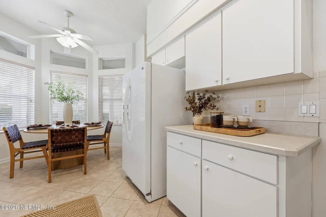 Photo of 272 SEA WOODS Drive N