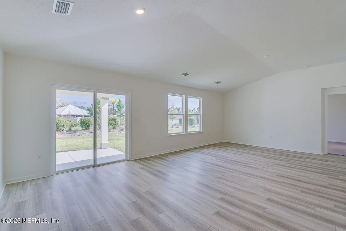 Photo of 11118 SPRING MEADOWS Road
