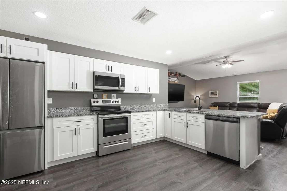 Photo of 3615 WEAVER Road