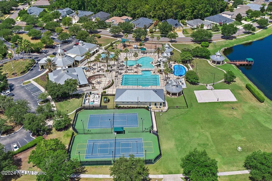 Photo of 14777 FALLING WATERS Drive