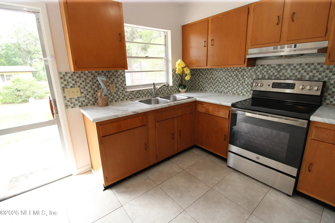 Photo of 302 SHORE Drive