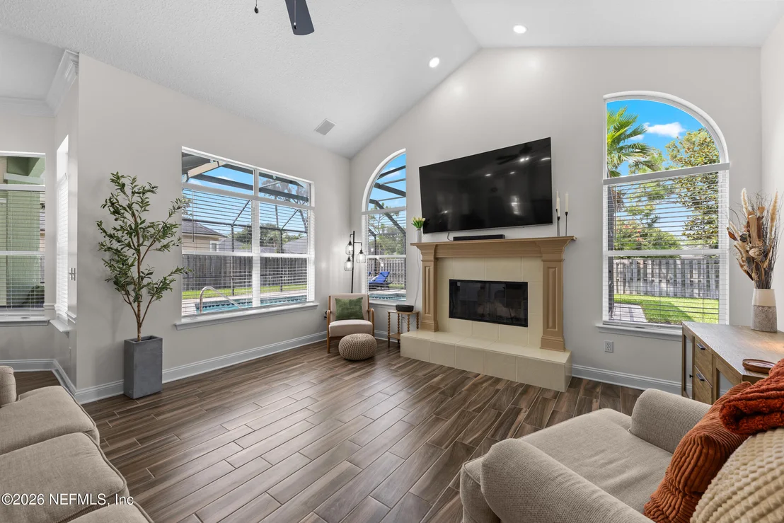Photo of 1157 ASHMORE Drive