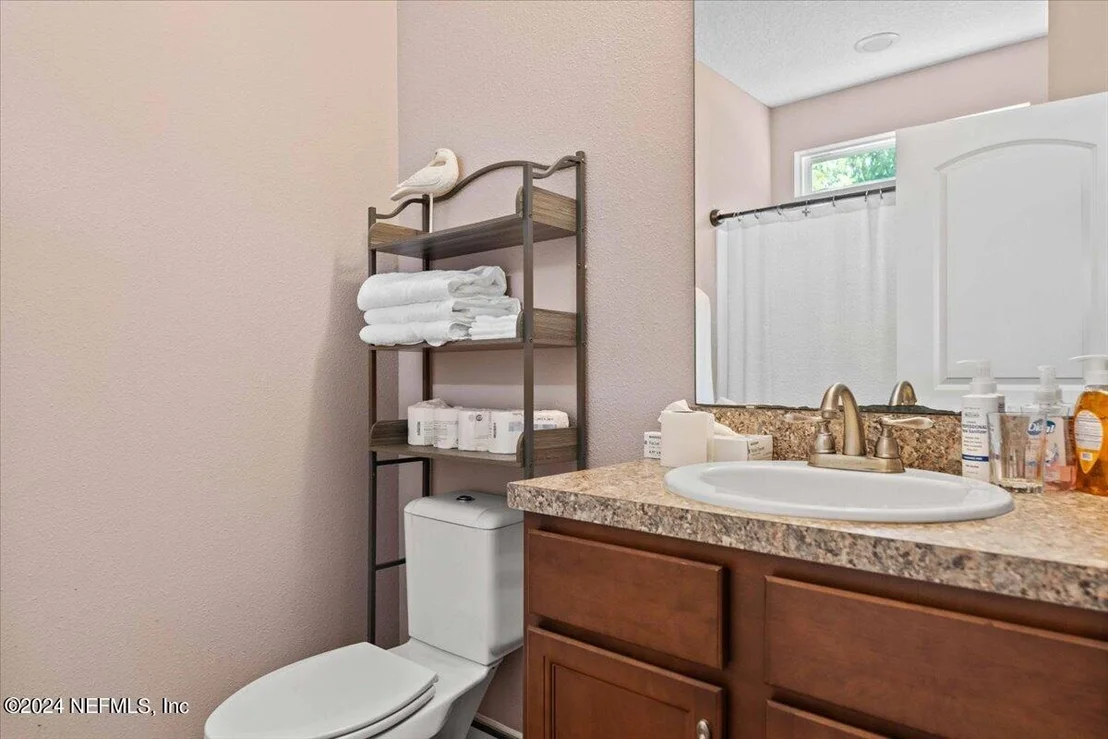 Photo of 1061 CEDAR BAY Road