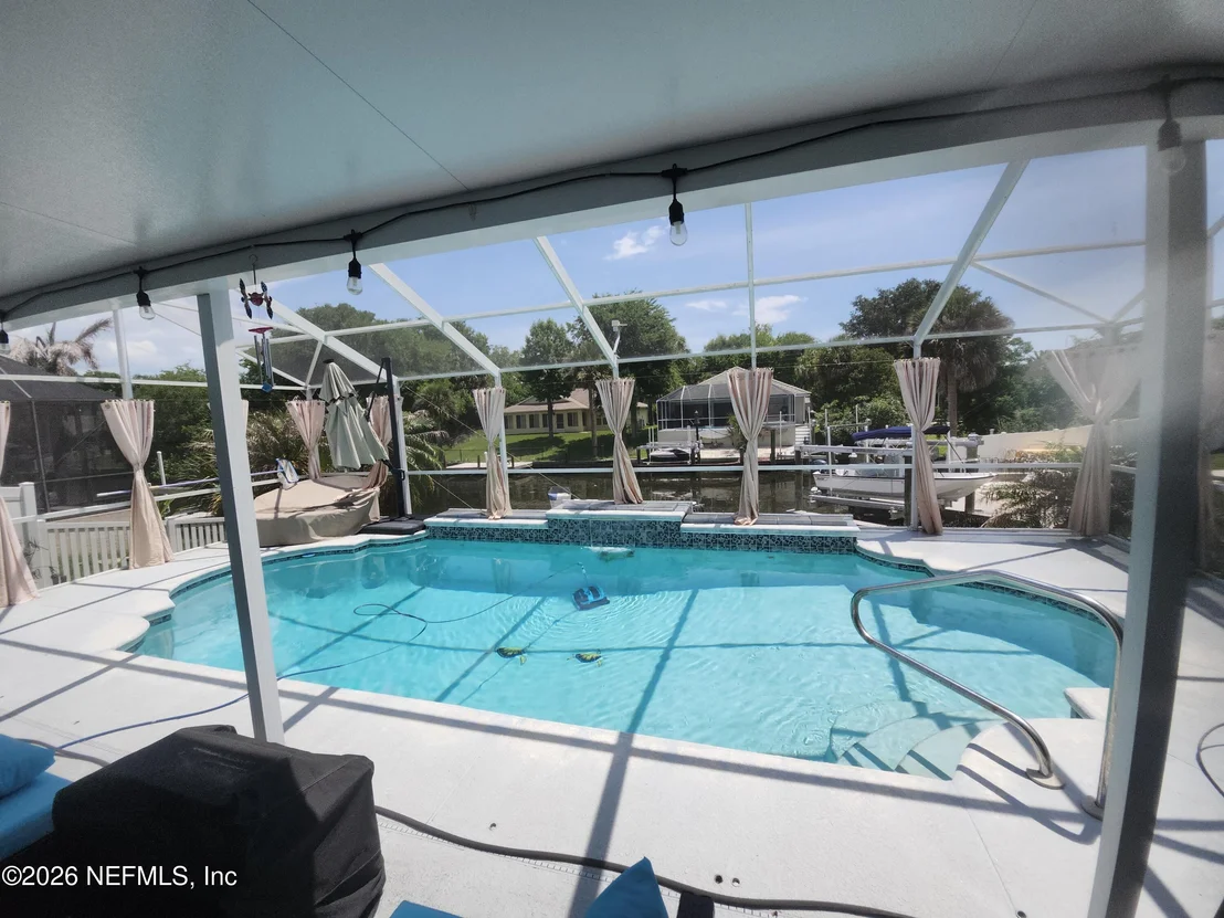 Photo of 4 CHIPPEWAY Court