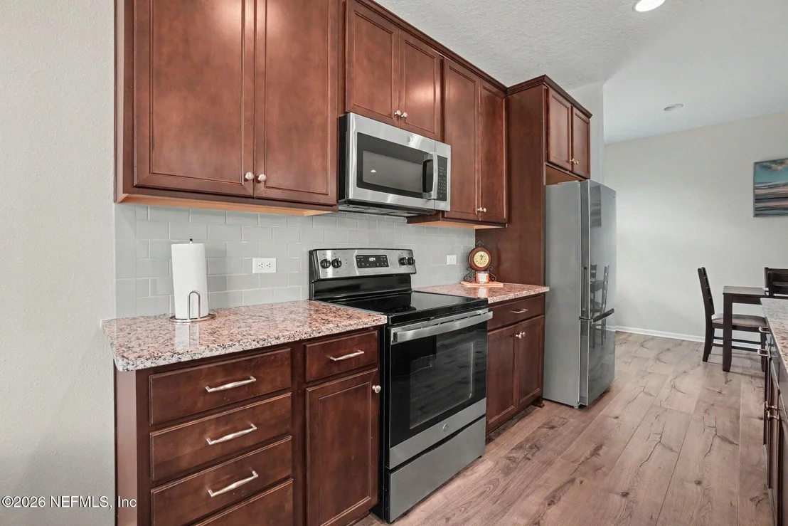 Photo of 4630 PINE RIDGE Parkway