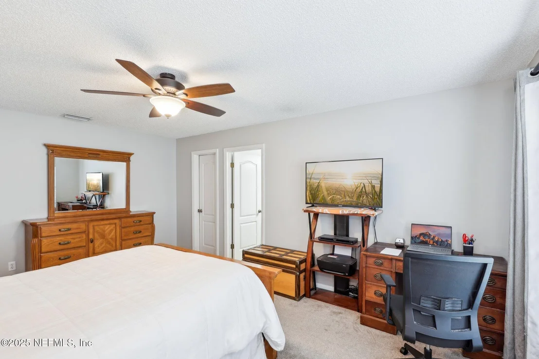 Photo of 9425 STAPLEHURST Drive