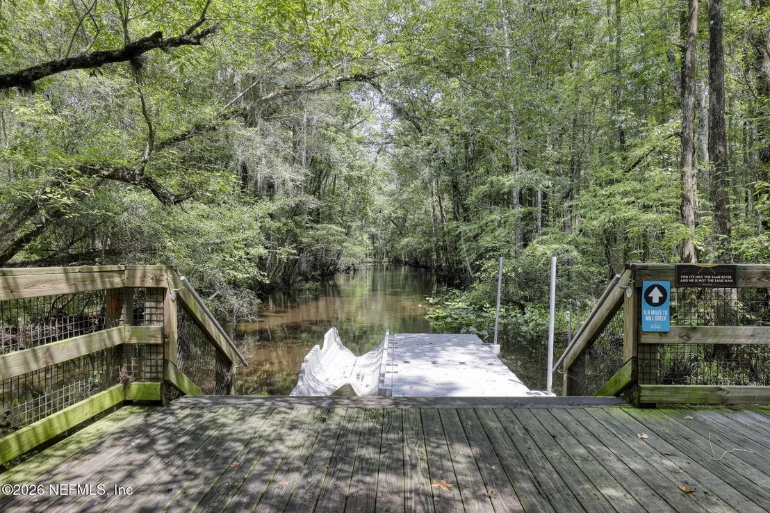 Photo of 210 WINEBERRY Lane