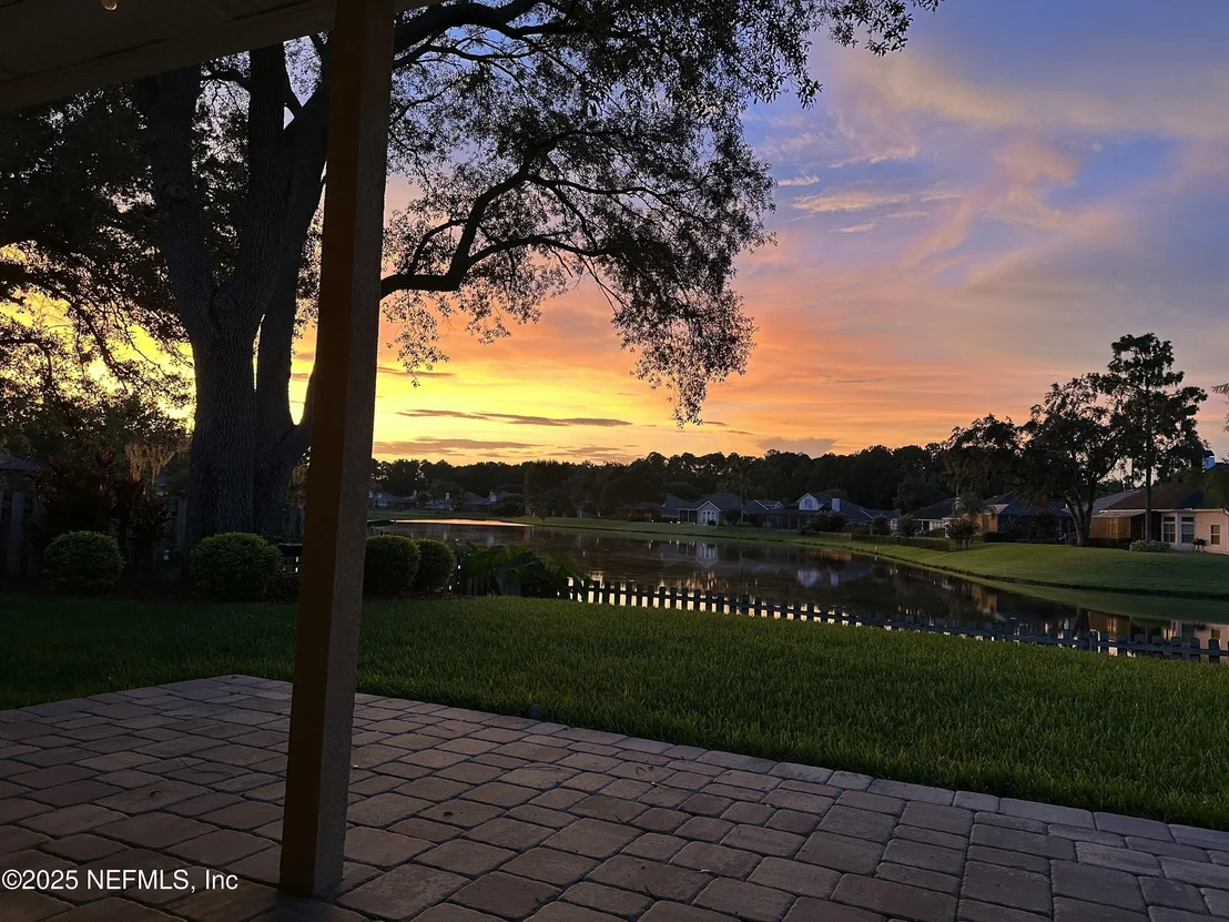 Photo of 364 MAPLEWOOD Drive