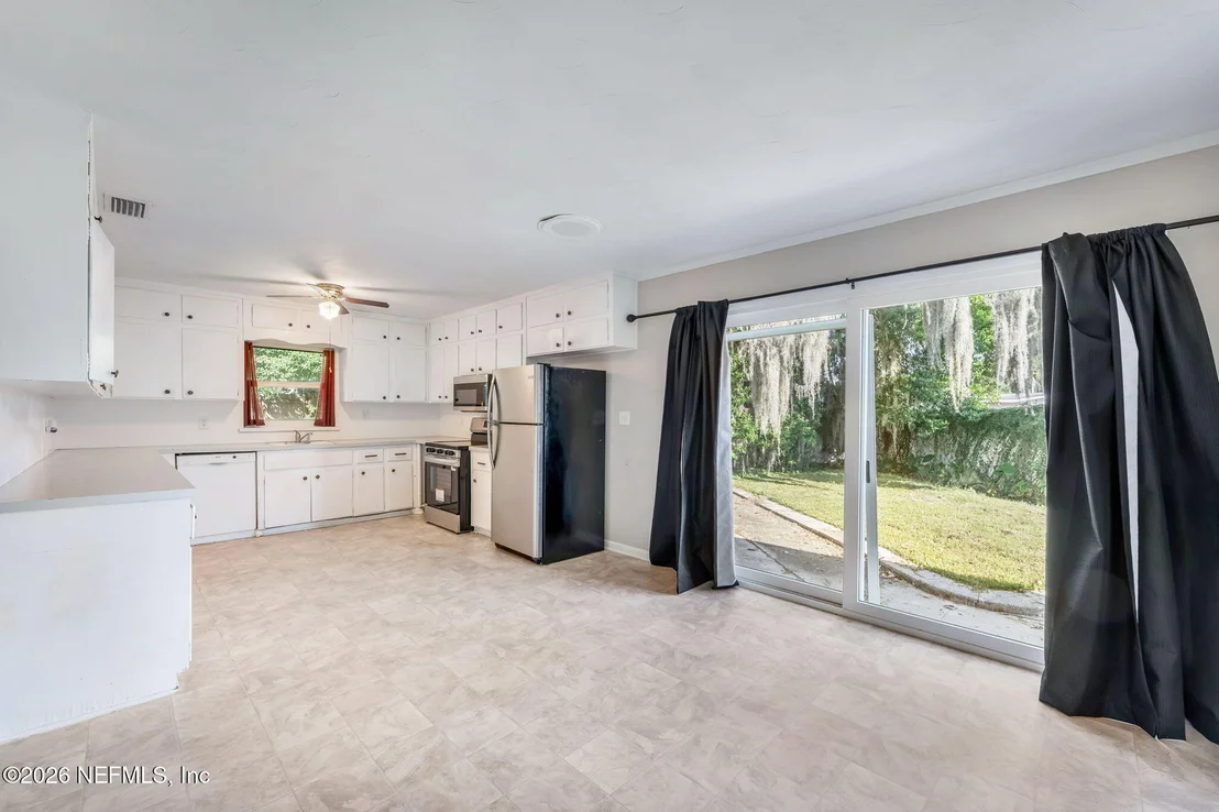 Photo of 5330 OAK FOREST Drive