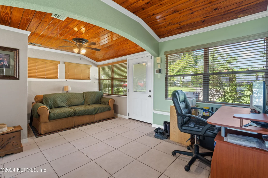 Photo of 118 SUNSET Lane