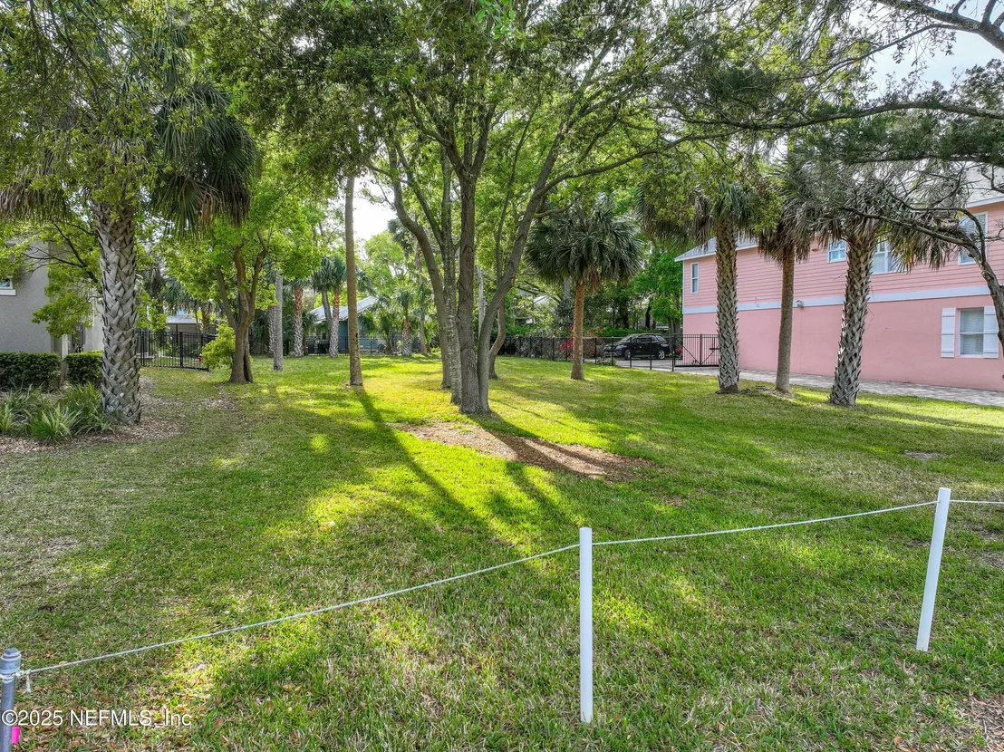 Photo of 160 WASHINGTON Street