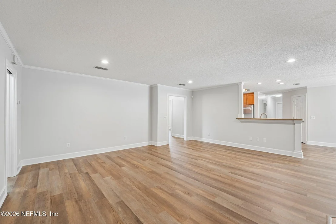 Photo of 1607 SHEFFIELD Place