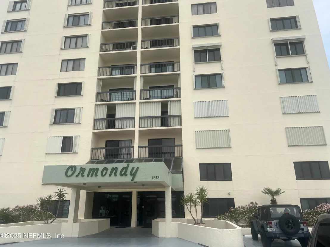 Photo of Unit 4B at 1513 OCEAN SHORE Boulevard