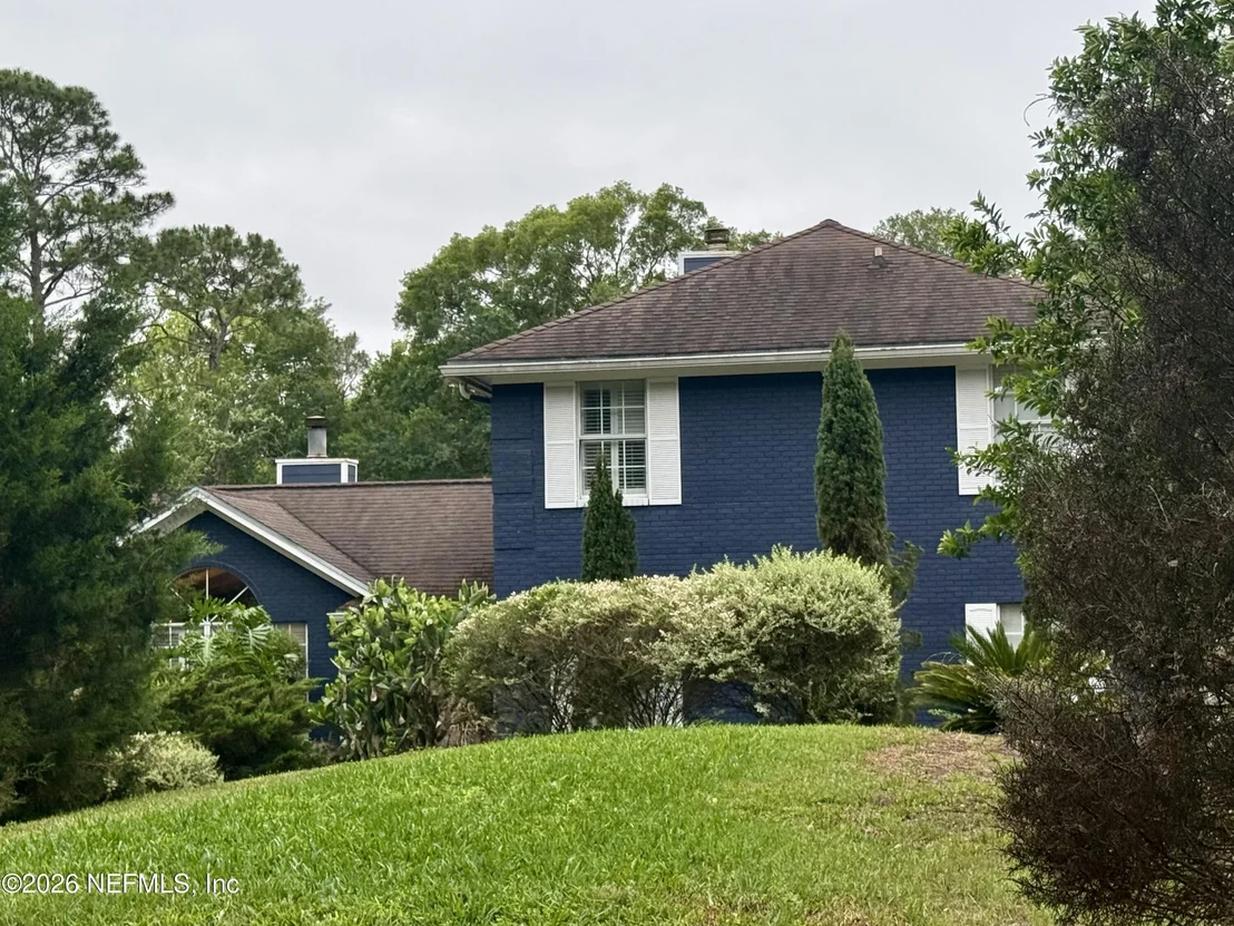 Photo of 13380 EYNON Drive