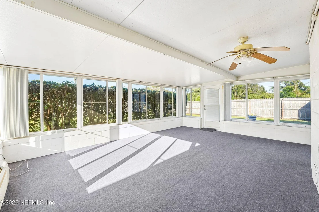 Photo of 10465 STONE Road