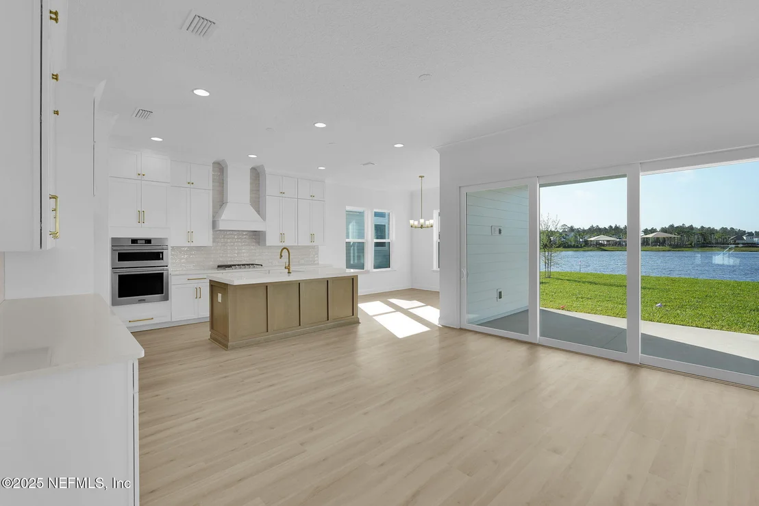 Photo of 93 REFLECTIONS Avenue
