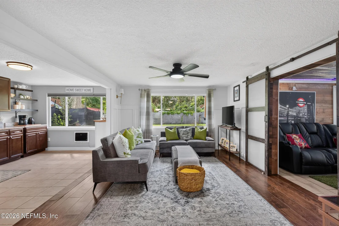 Photo of 3048 LORMAN Drive