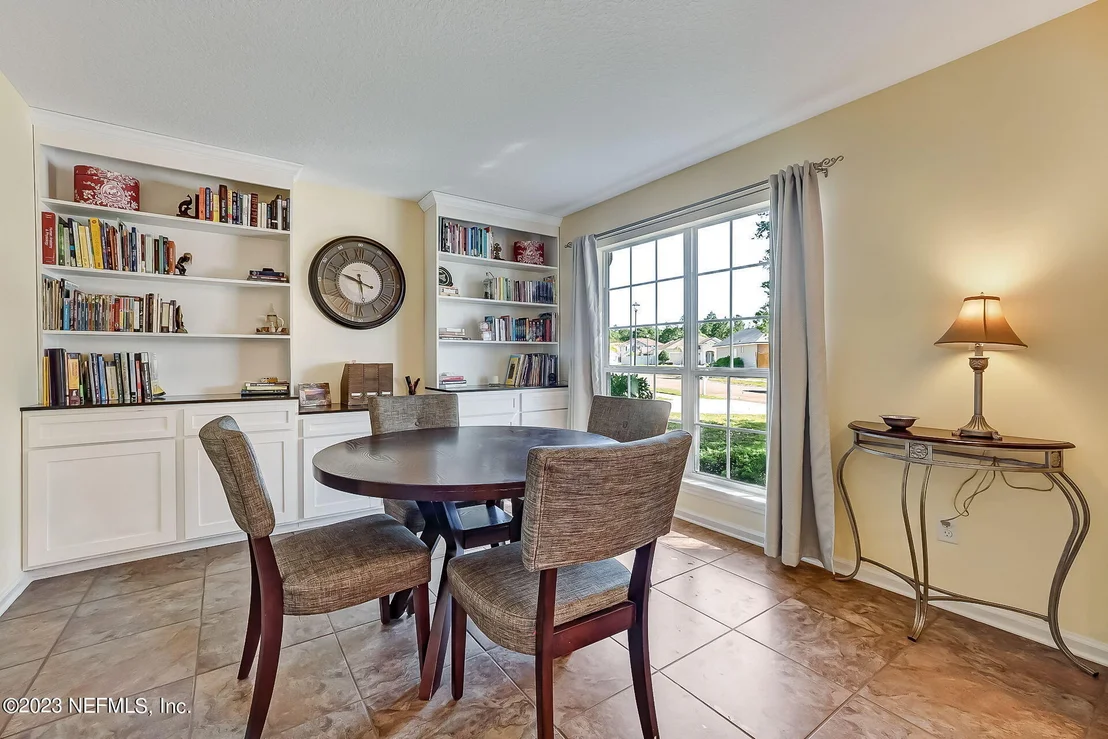 Photo of 9584 BEMBRIDGE MILL Drive