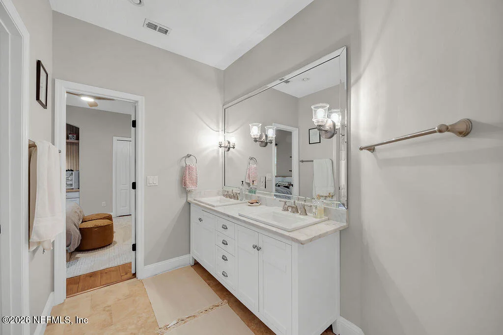 Photo of 13747 BROMLEY POINT Drive