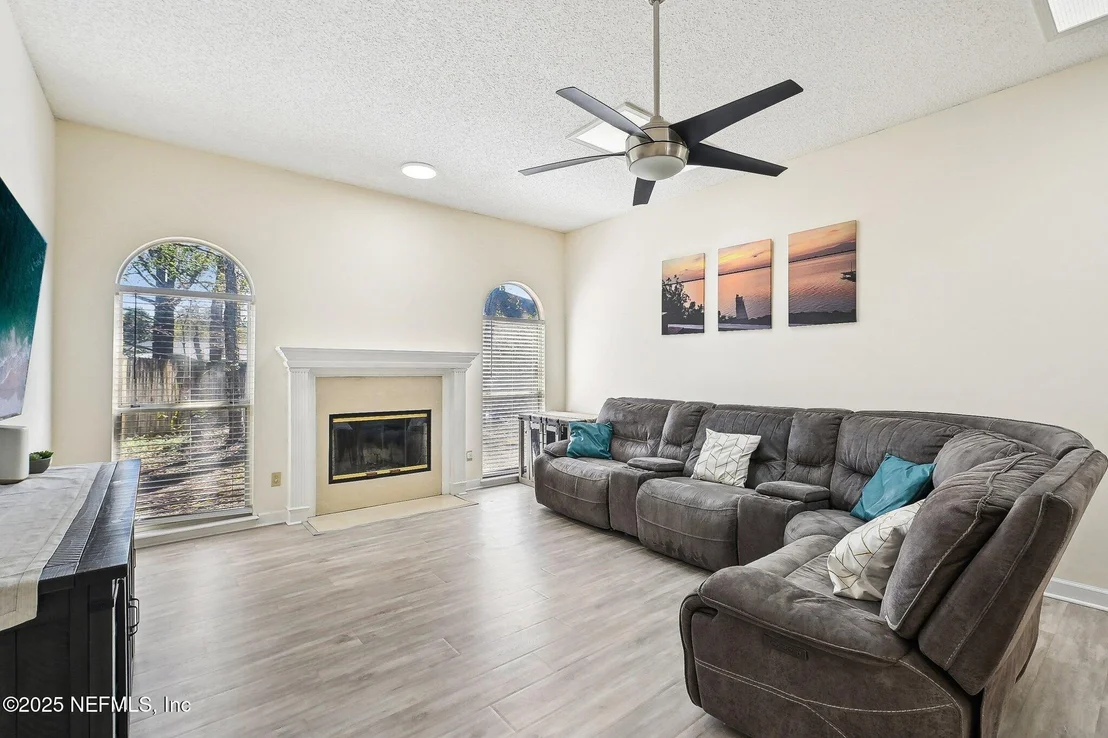 Photo of 10314 HEARTHSIDE Drive