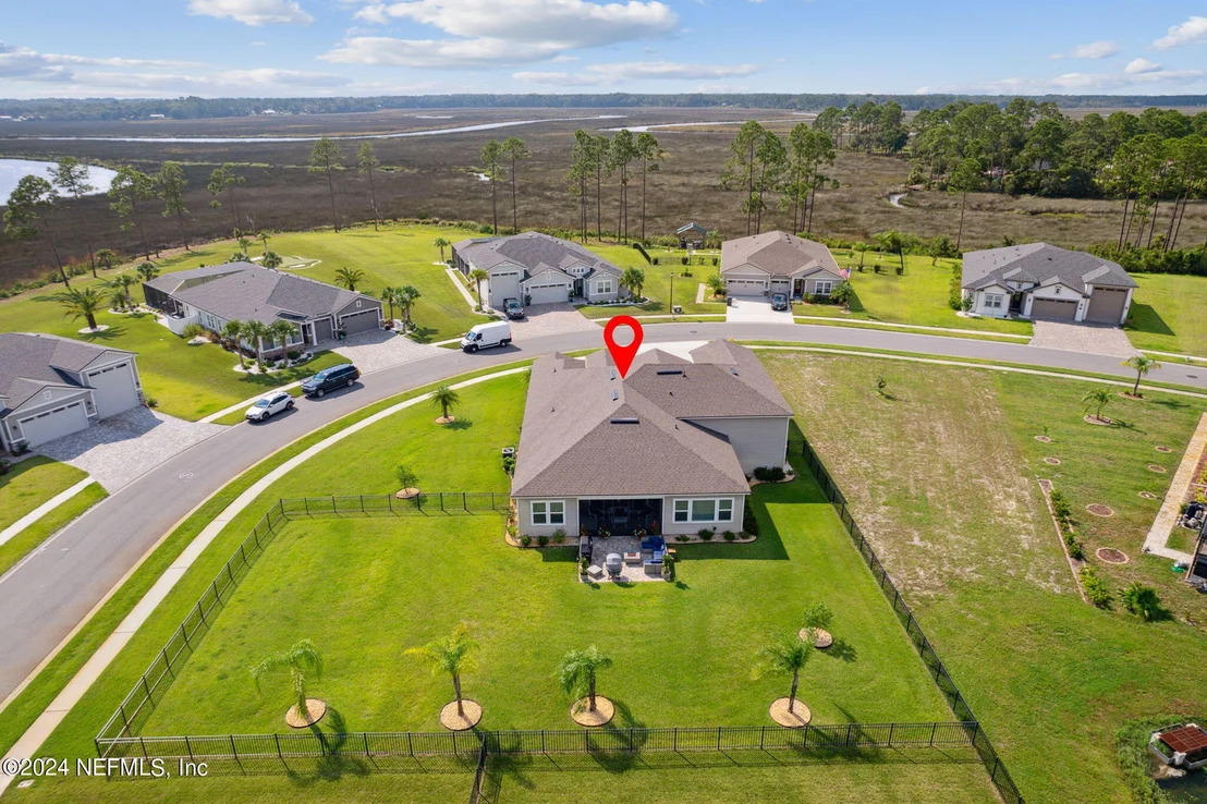Photo of 85475 FALL RIVER Parkway