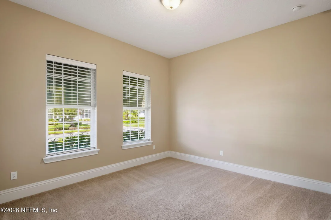 Photo of 183 FREMONT Avenue