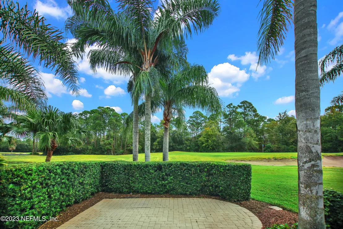Photo of 944 OXFORD Drive