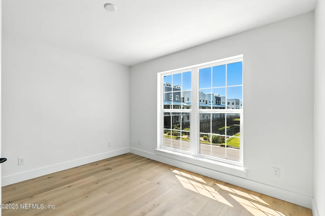 Photo of 45 CORTEZ Avenue