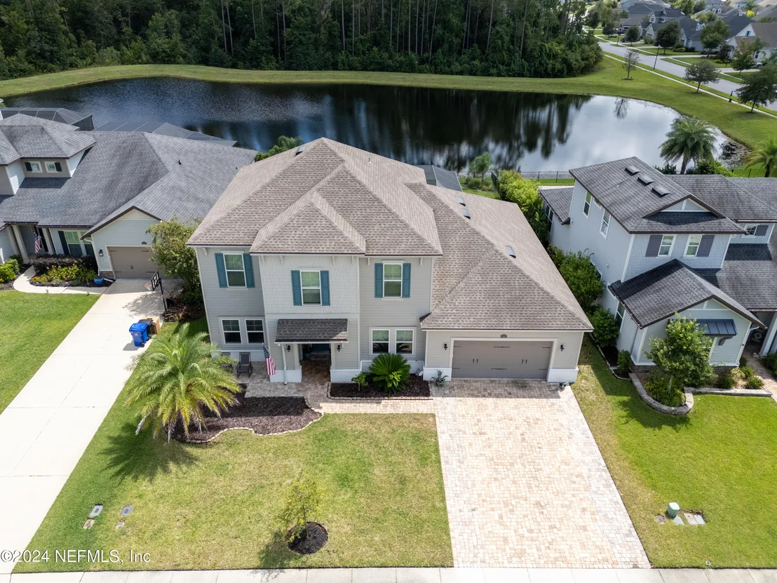 Photo of 818 OUTLOOK Drive