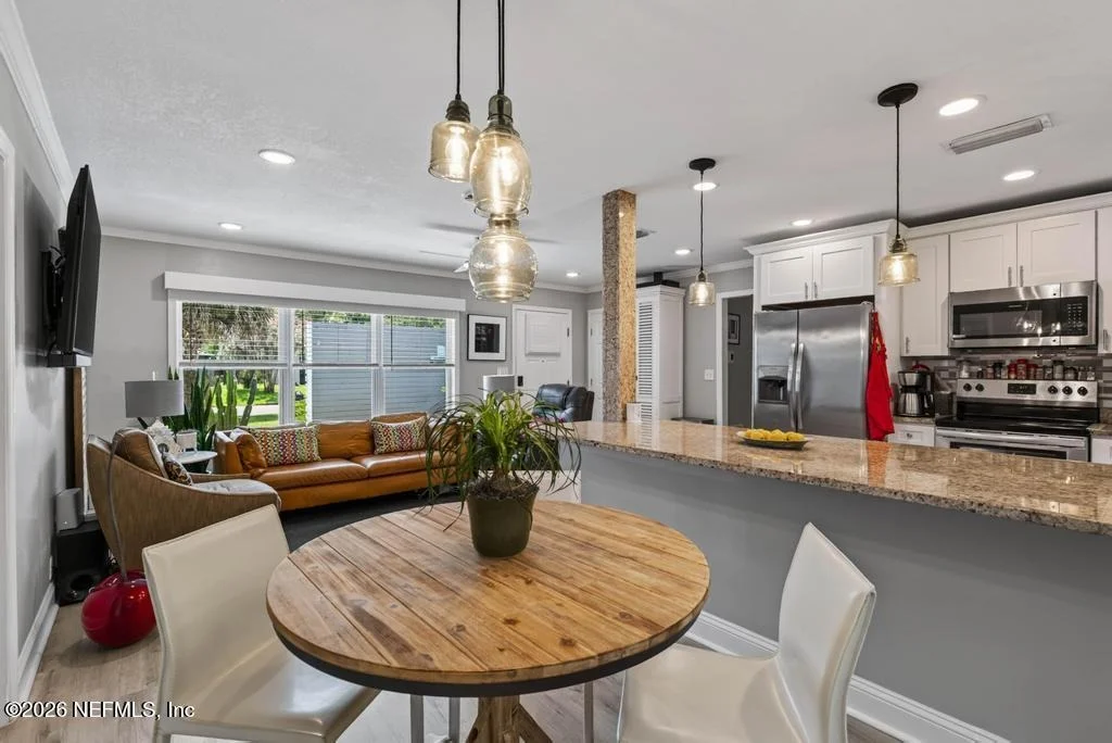 Photo of 1215 LE BRUN Drive