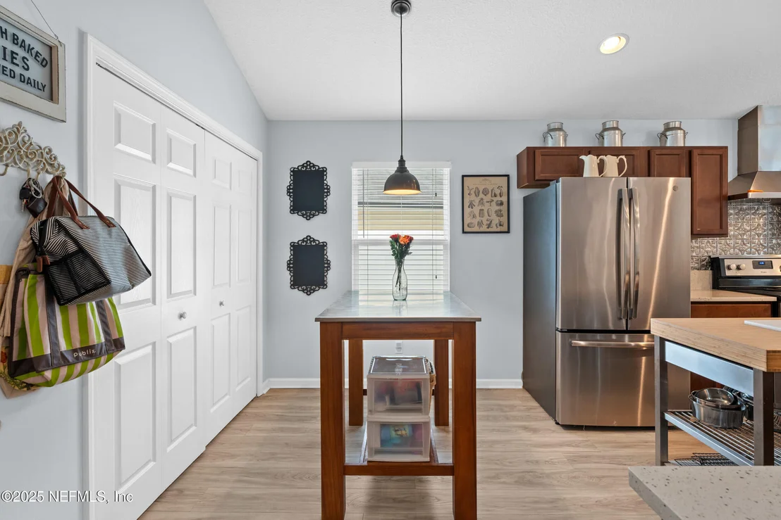 Photo of 96433 COMMODORE POINT Drive