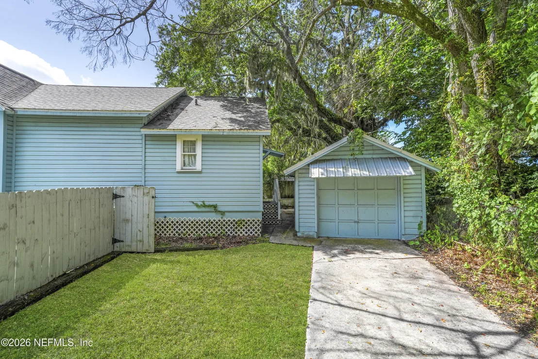 Photo of 2 CLARK Street
