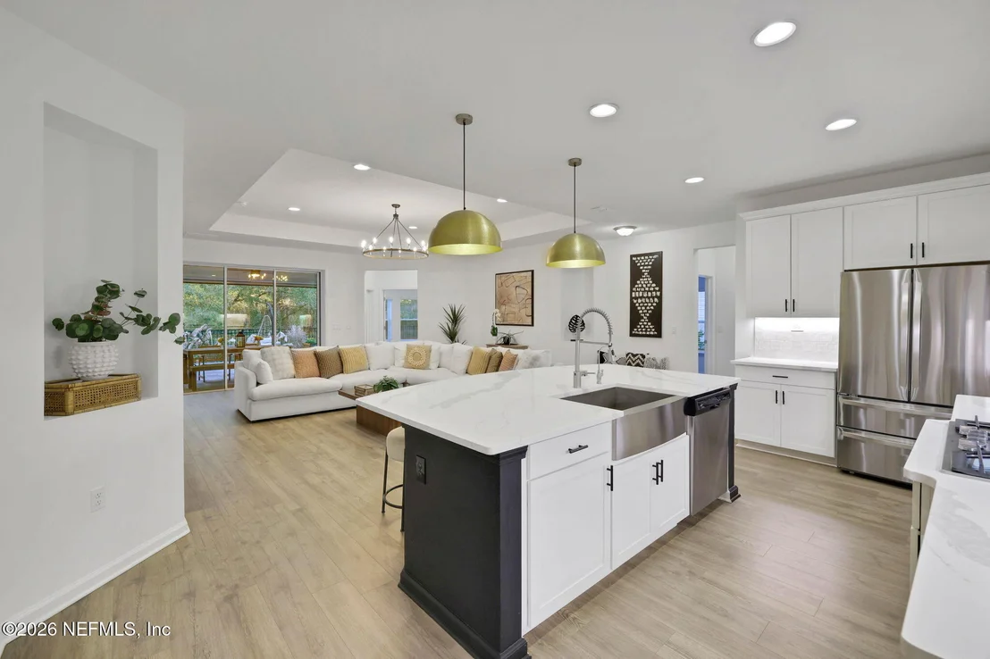 Photo of 523 WINDLEY Drive