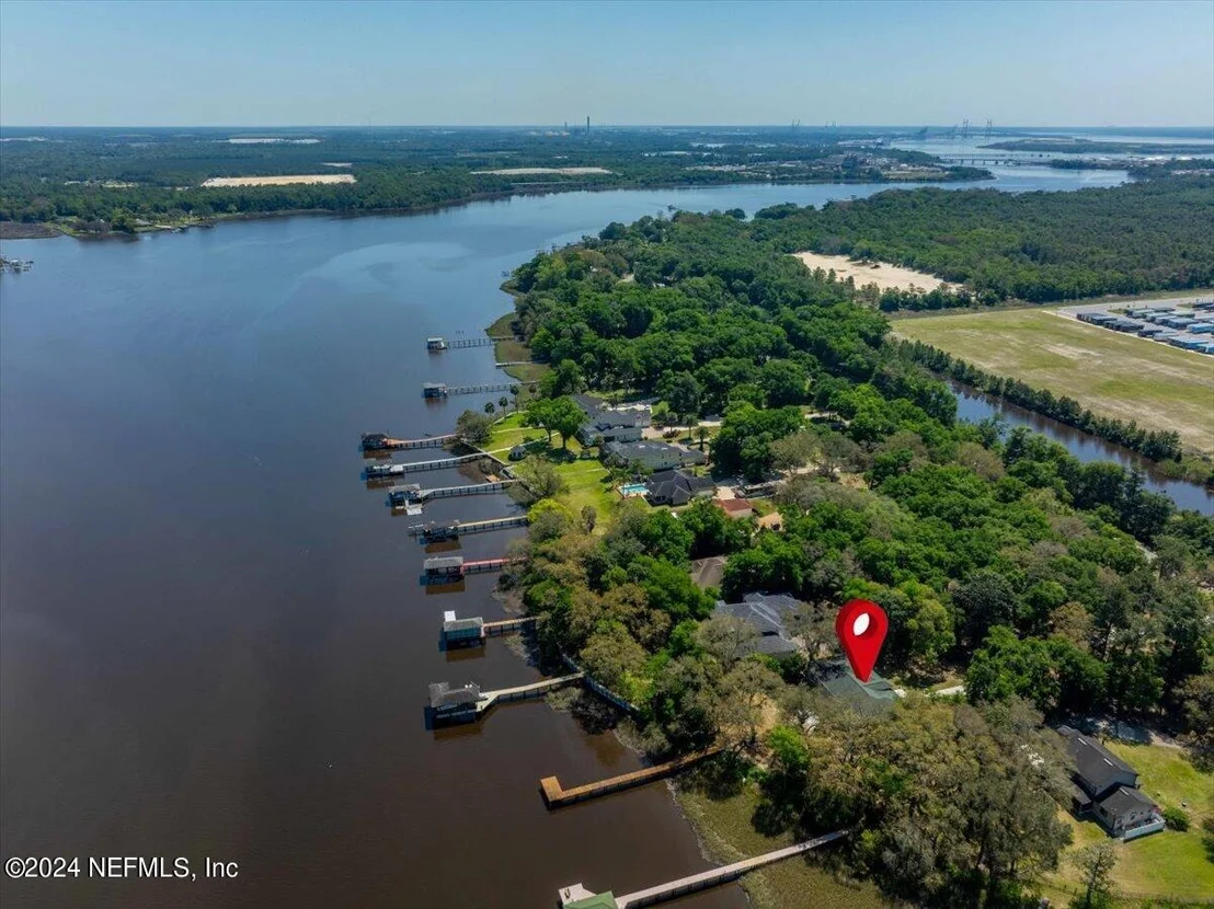 Photo of 1061 CEDAR BAY Road