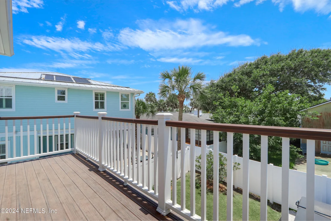 Photo of 199 OLEANDER Street