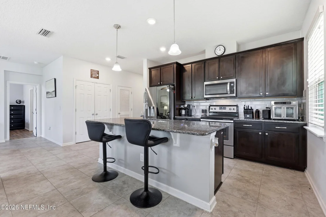 Photo of 733 TRELLIS BAY Drive