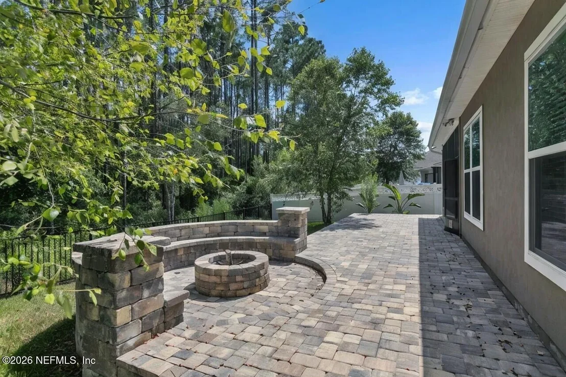 Photo of 620 MELROSE ABBEY Lane