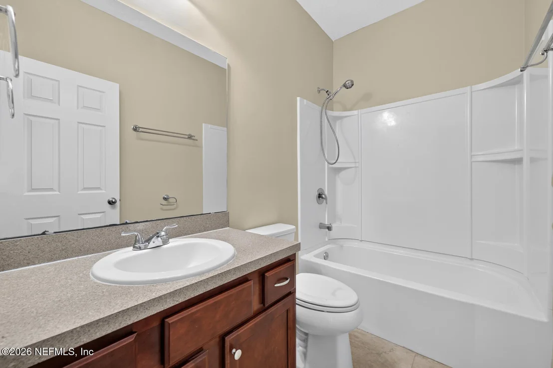 Photo of 84 MONROE Avenue