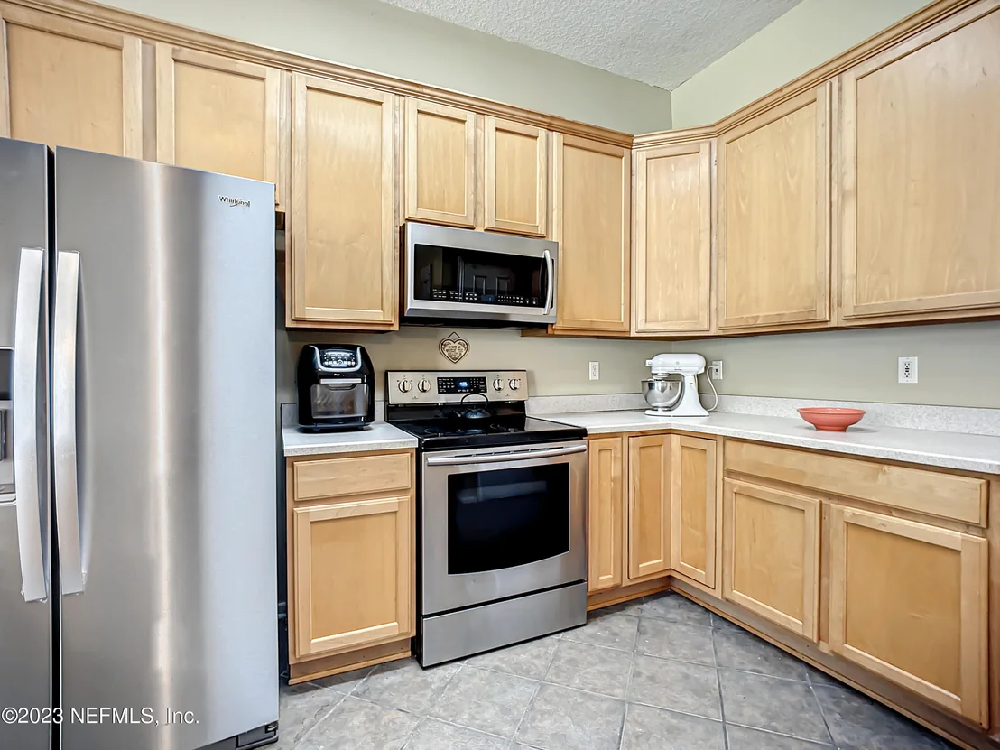 Photo of 914 GARRISON Drive