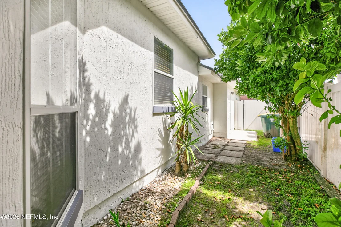 Photo of 10133 DELPOINT Lane